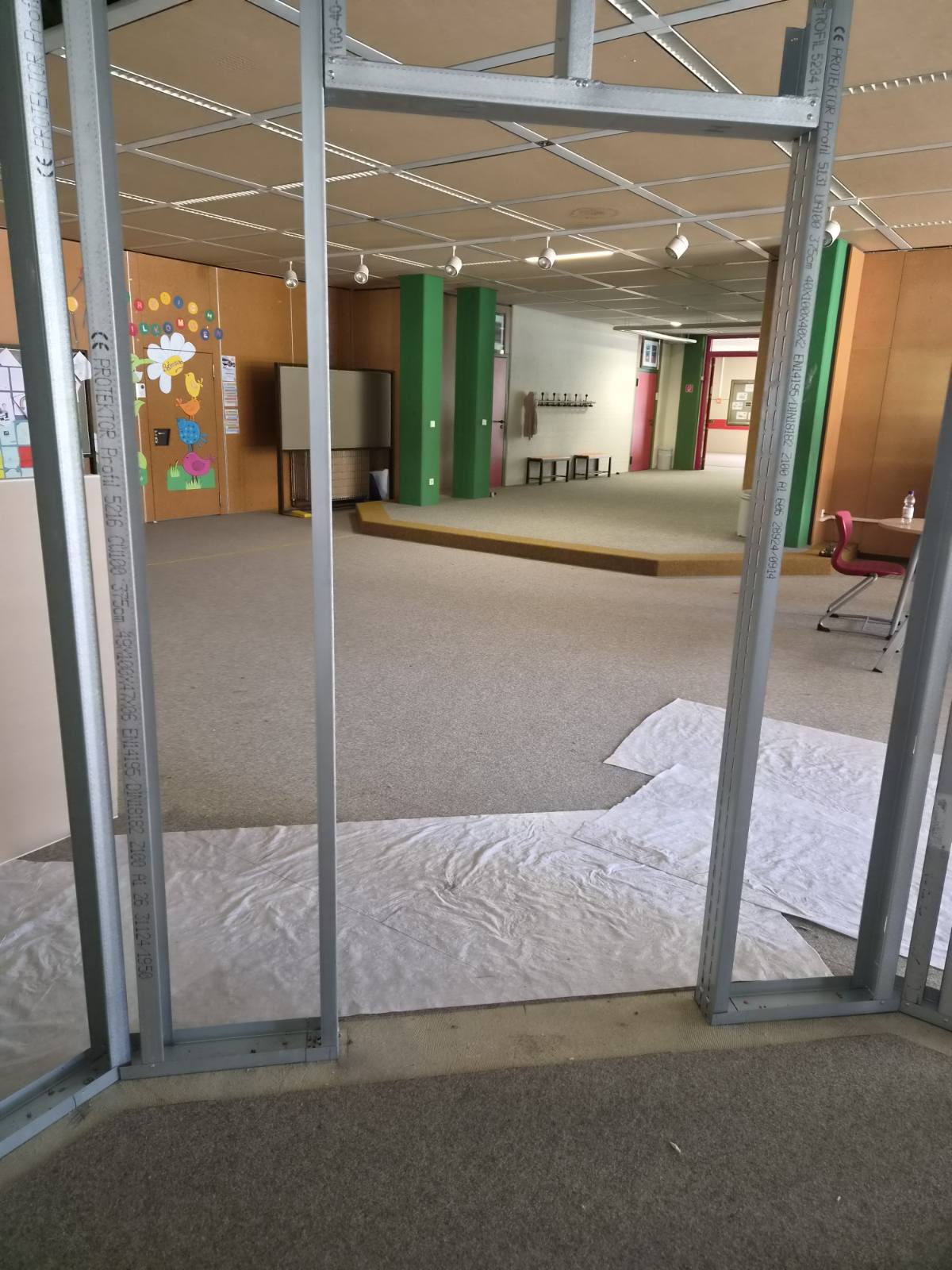 Trockenbau und Schallschutzwände in der Längenfeldschule Ehingen Bild 24